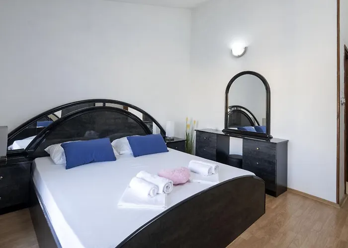 Zvijezda Apartamento *